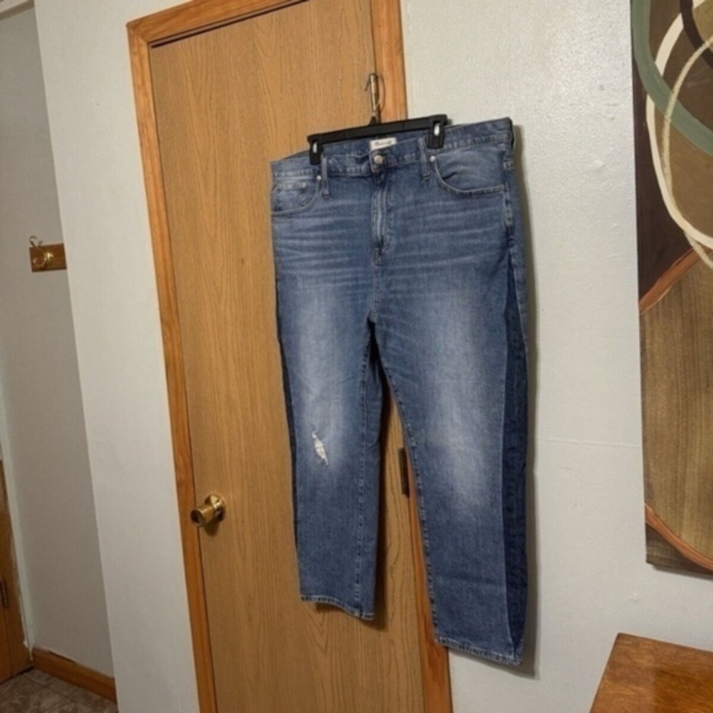 Madewell "The High-Rise Slim Boyjean" Size 35 Medium Wash Cropped Jeans - EUC